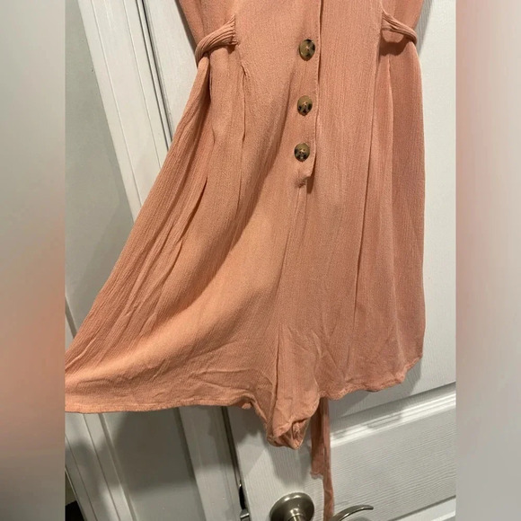 Wild Fable Dusty Pink Belted Short Sleeve Henley Romper Shorts One Piece Size M - Picture 5 of 11